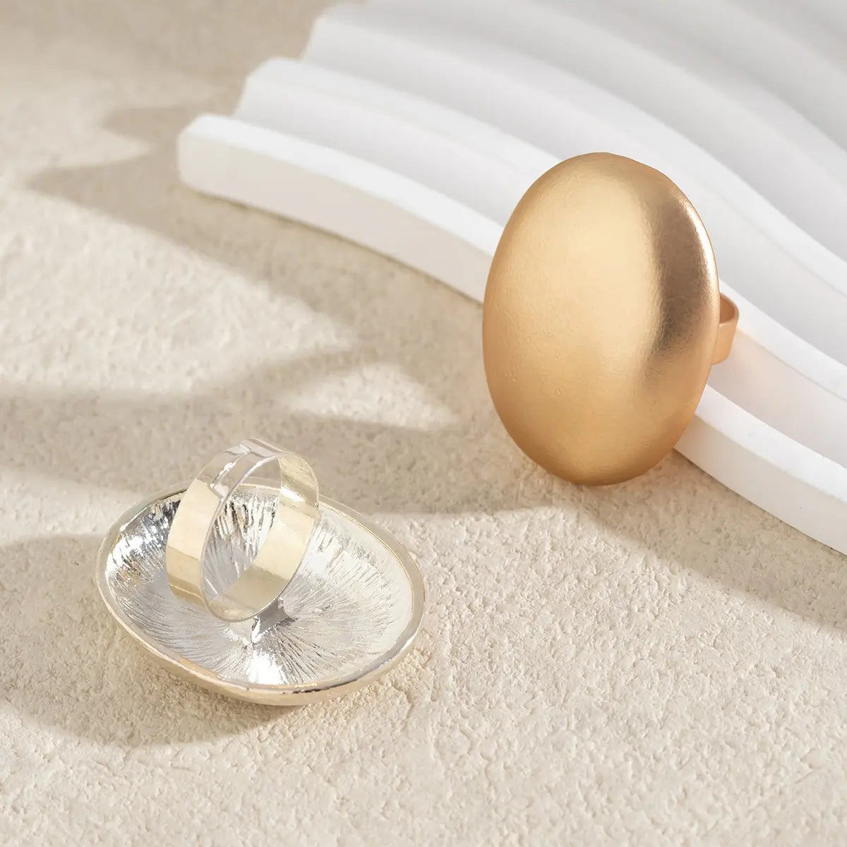 Bagues Tendance Ajustables Géométriques pour Femmes – Bijoux de Doigt Empilables 2025