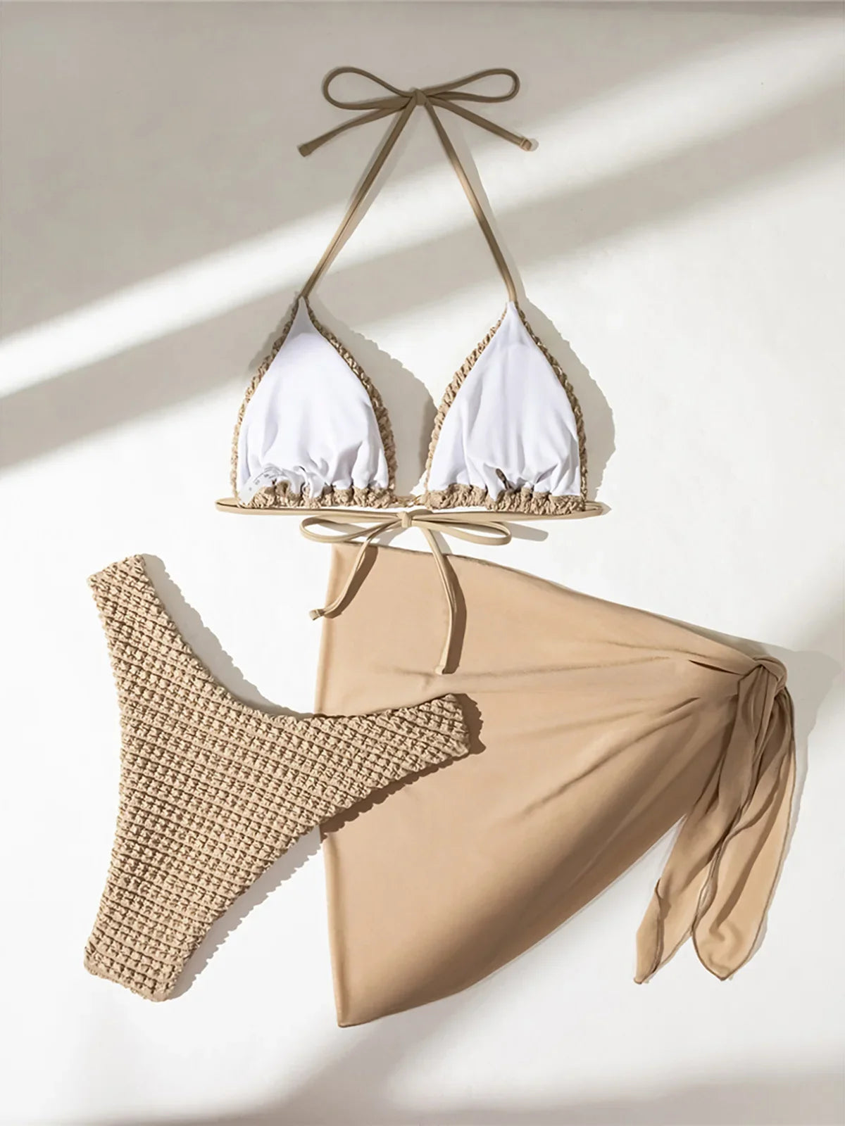 Wrinkled Halter Bikini Three-pieces Bikini set