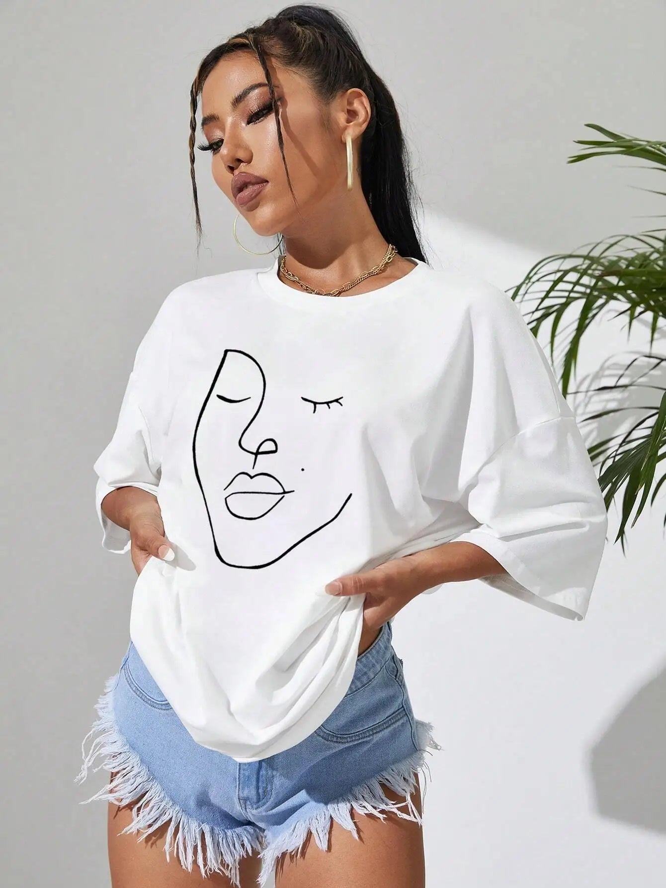 Simple Line Pattern Women's Face Printing