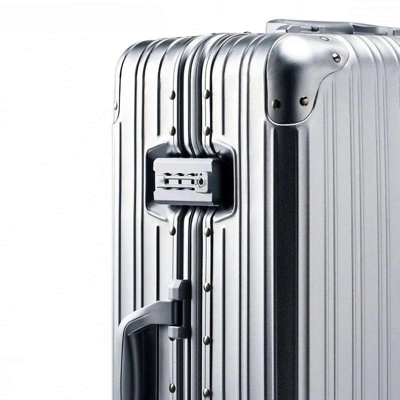 Aluminum Magnesium Alloy Large Size Luggage Offers With Wheels Travel Suitcases With Wheels Free Shipping Cabin Fashion Suitcase