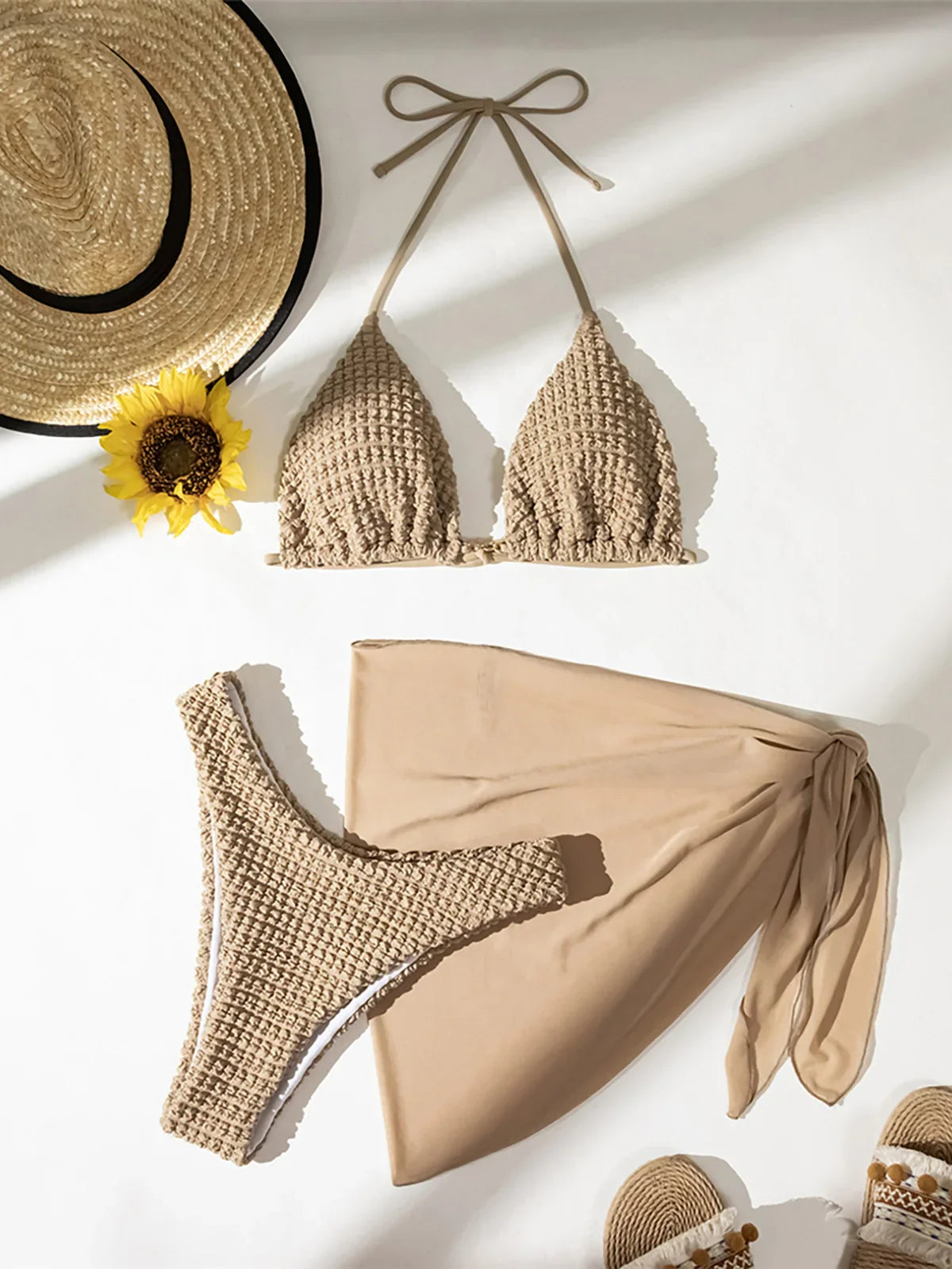 Wrinkled Halter Bikini Three-pieces Bikini set